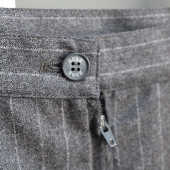 Kors Michael Kors Vintage Gray Pinstripe Wool Pencil Skirt Made In Italy Size 6 - Picture 7 of 7